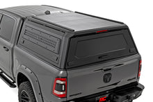 Cargar imagen en el visor de la galería, Truck Bed Cap Modular 5 Foot 7 Inch Bed Ram 1500 (19-26)/1500 TRX (21-24) Rough Country