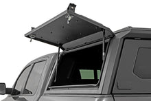 Cargar imagen en el visor de la galería, Truck Bed Cap Modular 5 Foot 7 Inch Bed Ram 1500 (19-26)/1500 TRX (21-24) Rough Country