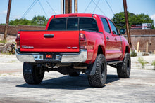 Load image into Gallery viewer, 3.5 Inch Lift Kit UCA M1 Struts Toyota Tacoma 2WD/4WD (2005-2023) Rough Country