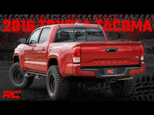 Cargar imagen en el visor de la galería, 3.5 Inch Toyota Bolt-On Lift w/N3 Struts and V2 Shocks w/Rear Leaf Springs 05-21 Toyota Tacoma Rough Country