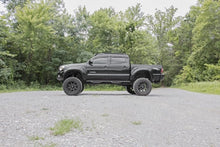 Cargar imagen en el visor de la galería, 6 Inch Lift Kit M1 Toyota Tacoma 2WD/4WD (2005-2015) Rough Country