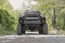 Cargar imagen en el visor de la galería, 6 Inch Lift Kit M1 Toyota Tacoma 2WD/4WD (2005-2015) Rough Country