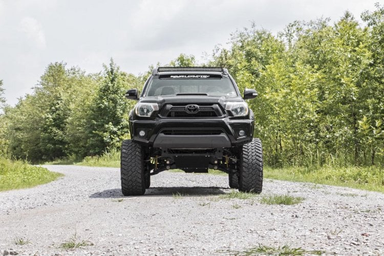 6 Inch Lift Kit M1 Toyota Tacoma 2WD/4WD (2005-2015) Rough Country