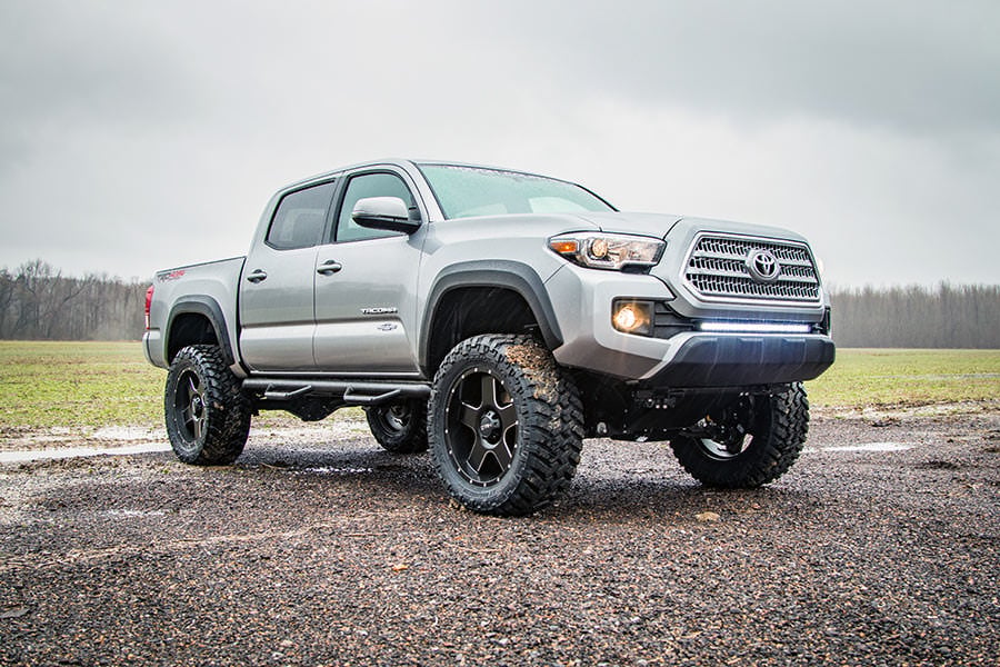 4 Inch Lift Kit N3 Struts Toyota Tacoma 2WD/4WD (2016-2023) Rough Country