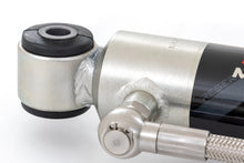 Cargar imagen en el visor de la galería, M1R Monotube Rear Shocks 4.5-6 Inch Chevy Avalanche 2WD/4WD (2002-2006) Rough Country