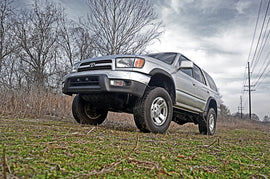 Toyota 4Runner 3 Inch Suspension Lift Kit Lifted Struts w/V2 Shocks For 96-02 Toyota 4Runner Rough Country