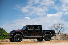 Load image into Gallery viewer, 2.5 Inch Leveling Kits Springs Jeep Gladiator JT 4WD (2024-2025) Rough Country