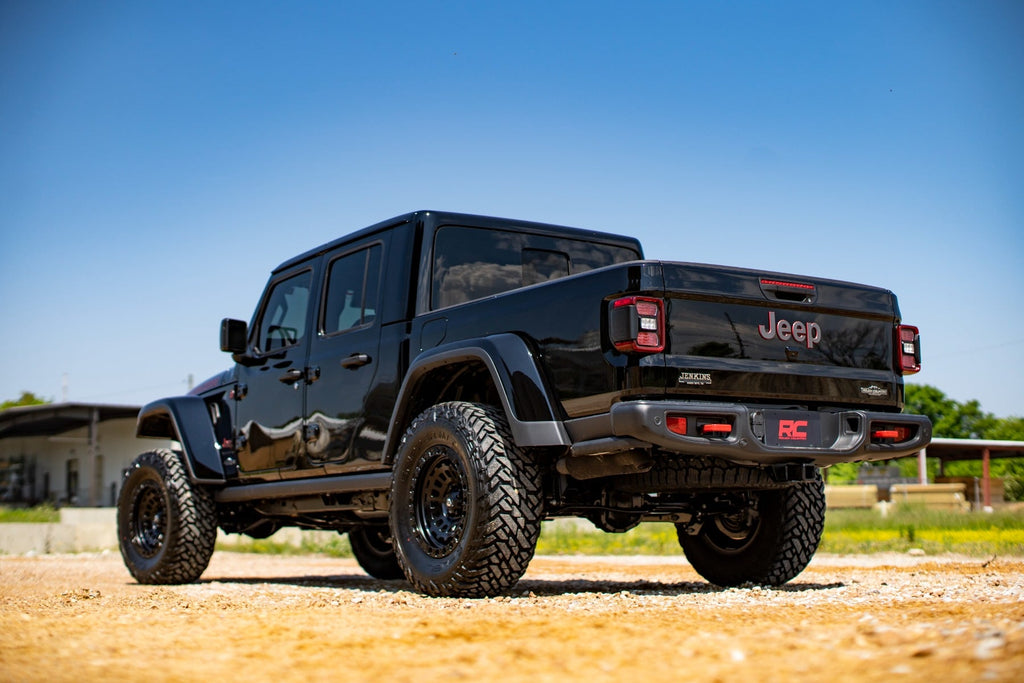 2.5 Inch Leveling Kits Springs M1 Jeep Gladiator JT 4WD (2024-2025) Rough Country