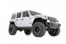Cargar imagen en el visor de la galería, 3.5 Inch Lift Kit C/A Drop 4-Door 392 Jeep Wrangler Unlimited (24-26) Rough Country