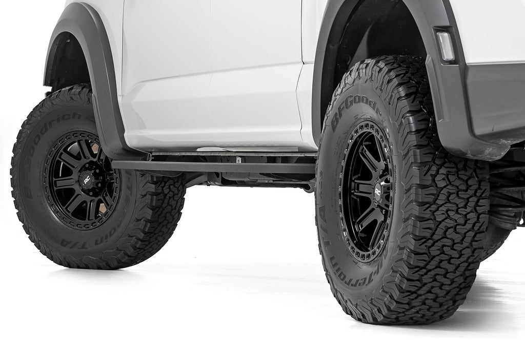 84 Series Wheel Gloss Black 18x8.5 5x4.5 +0mm Rough Country