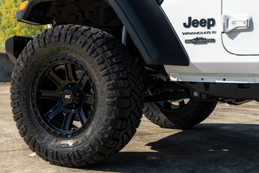 84 Series Wheel Gloss Black 18x8.5 5x5 +0mm Rough Country