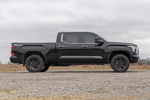 Cargar imagen en el visor de la galería, 1.75 Inch Leveling Kit w/ Rear Spacer Toyota Tundra 2WD/4WD (2022-2026) Rough Country