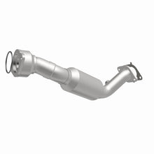 Cargar imagen en el visor de la galería, Magnaflow 09-11 Lucerne V6 3.9L OEM Underbody Direct Fit Catalytic Converter