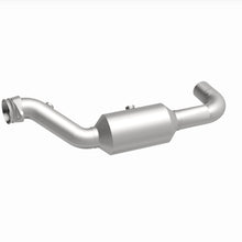 Cargar imagen en el visor de la galería, Magnaflow 18-21 Ford Expedition Left Underbody 3.5L Direct Fit Catalytic Converter
