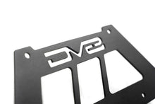 Cargar imagen en el visor de la galería, DV8 Offroad Fairlead Mounted Flip-Up License Plate Bracket