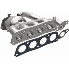 Cargar imagen en el visor de la galería, Magnaflow 18-19 Toyota Camry 2.5L Direct-Fit Catalytic Converter