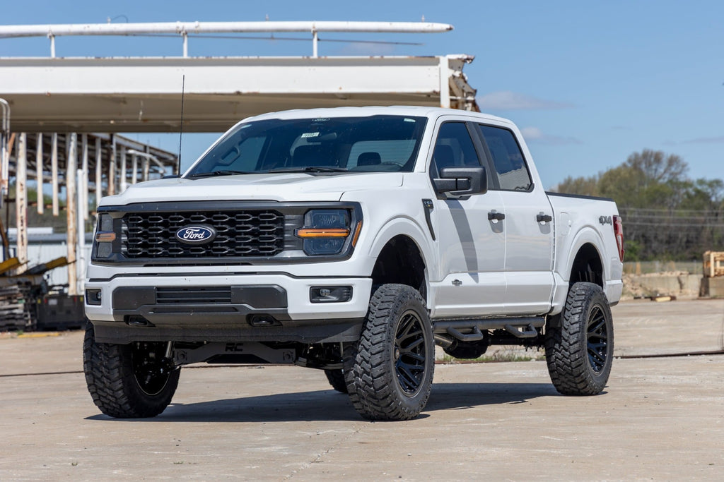 95 Series Wheel One-Piece Gloss Black 20x10 6x135 -19mm Rough Country