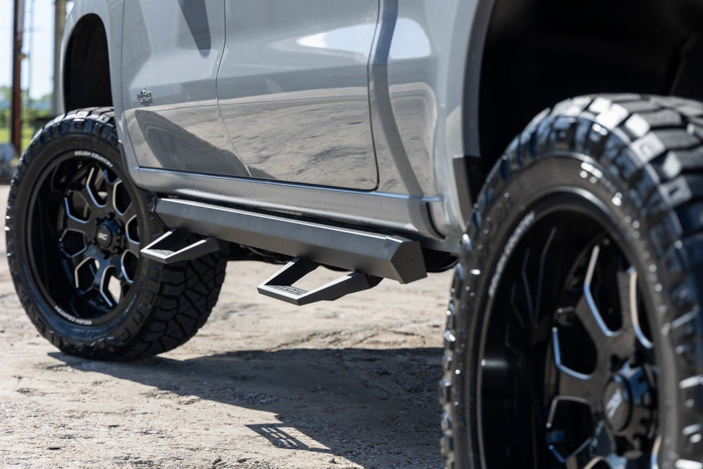 96 Series Wheel One-Piece Gloss Black 22x10 6x5.5 -19mm Rough Country