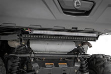 Cargar imagen en el visor de la galería, 30-inch Can-Am Multi-Function LED Tailgate Light Strip (14-21 Defender) Rough Country