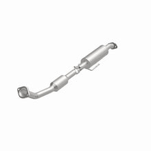 Cargar imagen en el visor de la galería, Magnaflow 2019 Toyota Corolla 2.0L Direct Fit Catalytic Converter