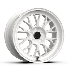 Cargar imagen en el visor de la galería, fifteen52 Holeshot RSR 18x9.5 5x114.3 38mm ET 73.1mm Center Bore Rally White