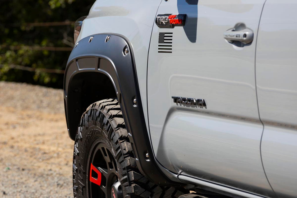 Fender Flares Defender 8T6 Voodoo Blue Toyota Tacoma 2WD/4WD (16-23) Rough Country