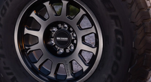 Cargar imagen en el visor de la galería, Method MR105 Beadlock 17x8.5 0mm Offset 5x5.5 108mm CB Matte Black w/BH-H24125 Wheel