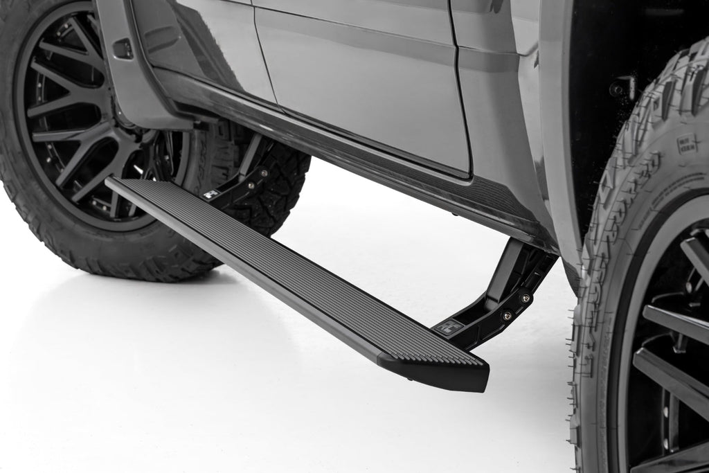 Power Running Boards HT-Series Crew Cab Ram 1500 (19-26)/1500 TRX (21-24) Rough Country