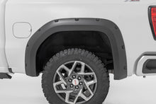 Cargar imagen en el visor de la galería, Pocket Fender Flares G7C Cardinal Red GMC Sierra 1500 2WD/4WD (2019-2026) Rough Country