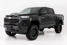 Cargar imagen en el visor de la galería, Pocket Fender Flares GBA Gloss Black Chevy Colorado 2WD/4WD (2023-2026) Rough Country