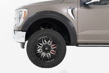 Cargar imagen en el visor de la galería, Pocket Fender Flares JS Iconic Silver Ford F-150 2WD/4WD (2021-2026) Rough Country