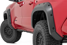 Cargar imagen en el visor de la galería, Pocket Fender Flares 3U5 Supersonic Red Toyota Tacoma 2WD/4WD (2024-2026) Rough Country
