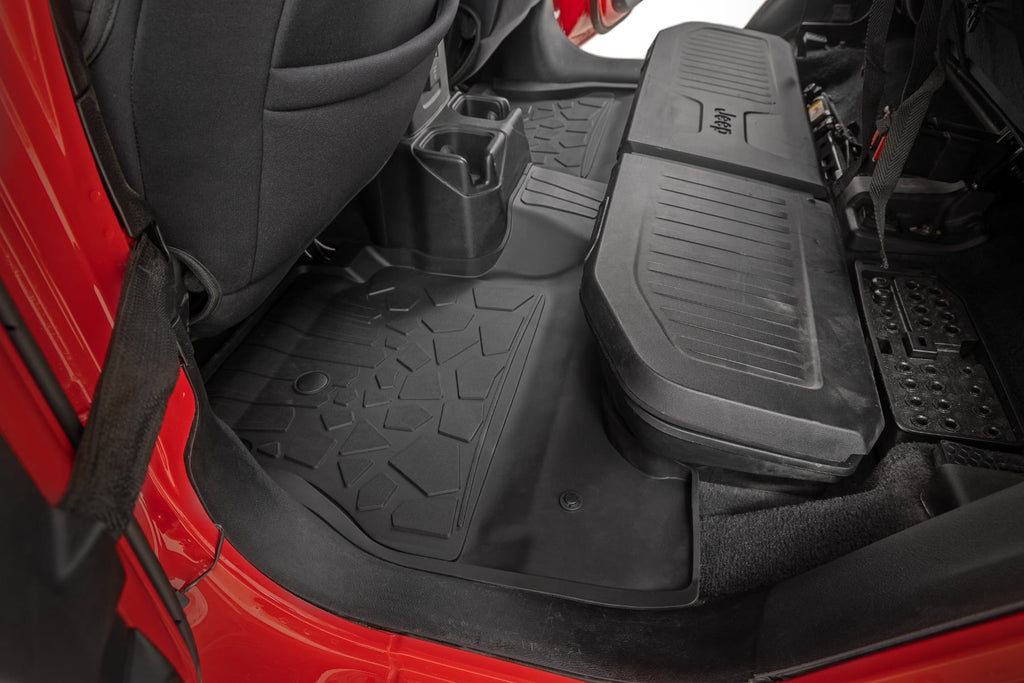 Flex-Fit Floor Mats FR & RR RR Lockable Jeep Gladiator JT 4WD (20-25) Rough Country