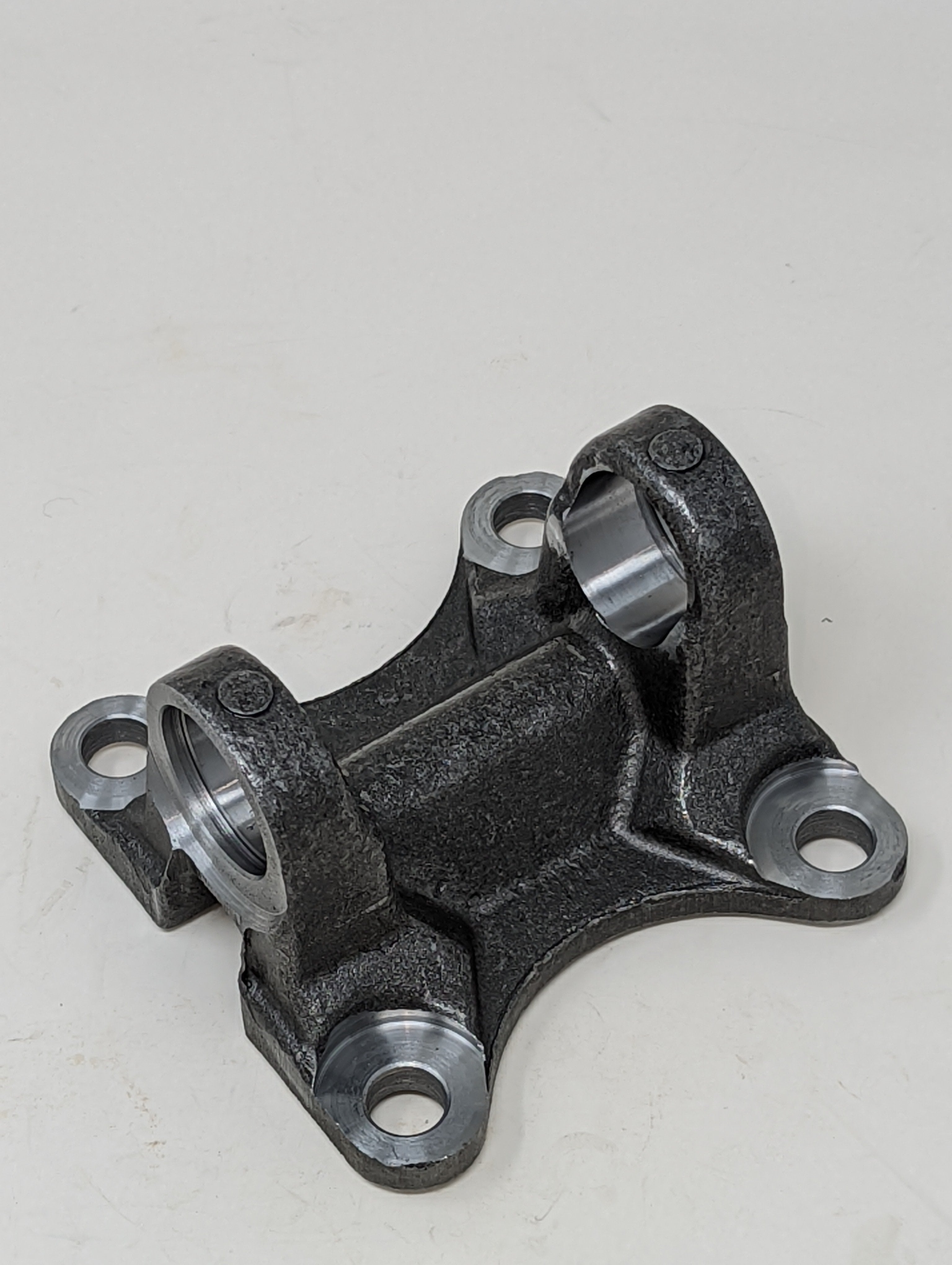 Rear Driveshaft Flange | 1350 Series U-Joint | 87mm x 87mm Bolt Pattern | 2007 - 2021 Toyota Tundra