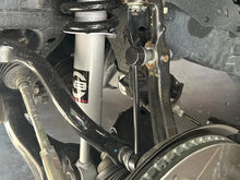 Load image into Gallery viewer, Extended Front Sway Bar End links 10-23 GX460 04-09 GX470 03-Up 4Runner 07-14 FJ Cruiser 05-23 Tacoma Freedom Off-Road