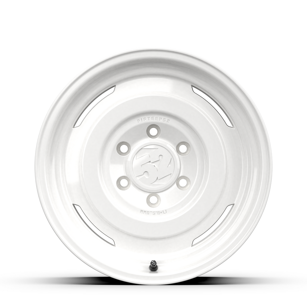 Fifteen52_Analog_HD_Classic_White_AHDCW-78569-00_2