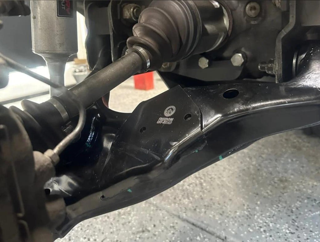 Freedom_Offroad_Lower_Control_Arms_05-15_Toyota_Tacoma_2
