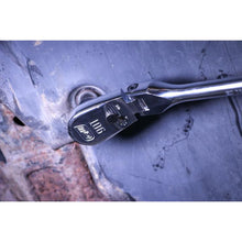 Cargar imagen en el visor de la galería, Gearwrench 2 Pce 1/4 &amp; 3/8 Drive 90-Tooth 180° Flex Head Ratchet Set | 81216T