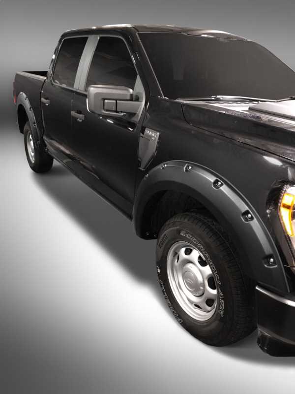 Husky_Liners_Pocket_Style_Fender_Flares_2802963_21-26_Ford_F150_1