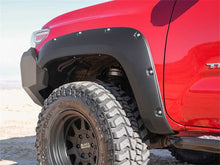 Cargar imagen en el visor de la galería, Husky_Liners_Pocket_Style_Fender_Flares_2803922_16-23_Toyota_Tacoma_2