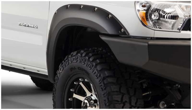 Husky_Liners_Pocket_Style_Fender_Flares_2803928_12-15_Toyota_Tacoma_2