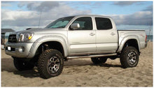 Cargar imagen en el visor de la galería, Husky_Pocket_Style_Fender_Flares_28031925_05-11_Toyota_Tacoma_1