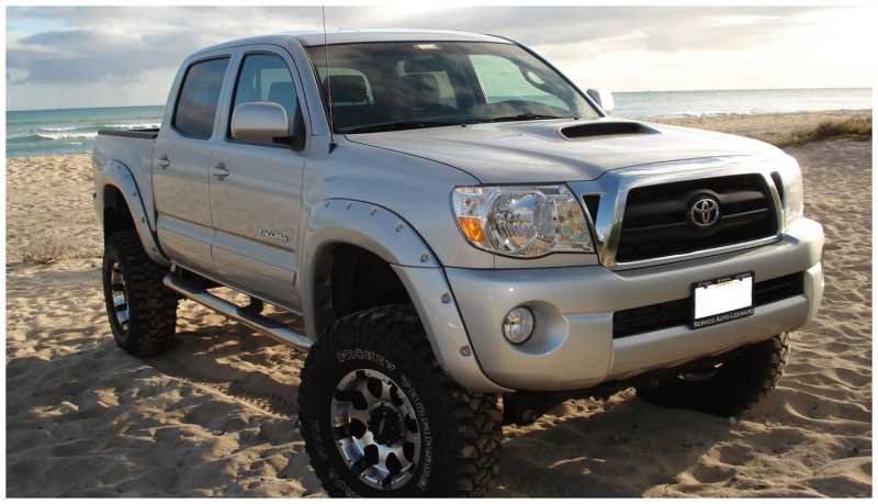 Husky_Pocket_Style_Fender_Flares_28031925_05-11_Toyota_Tacoma_2