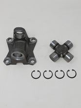 Load image into Gallery viewer, Rear Driveshaft Flange and U-Joint @ Differential End | 2005 - 2010 Jeep Grand Cherokee WK &amp; 2006 - 2010 Jeep Commander XK