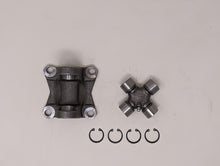 Load image into Gallery viewer, Rear Driveshaft Flange and U-Joint @ Differential End | 2005 - 2010 Jeep Grand Cherokee WK &amp; 2006 - 2010 Jeep Commander XK