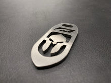 Load image into Gallery viewer,  Motobilt Gladiator Keychain For Jeep Gladiator JT Motobilt