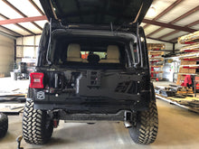 Cargar imagen en el visor de la galería, Jeep JL Tire Carrier 18 + Wrangler JL Up To 40 Inch Tire Motobilt