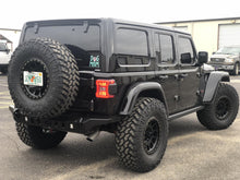 Cargar imagen en el visor de la galería, Jeep JL Tire Carrier 18 + Wrangler JL Up To 40 Inch Tire Motobilt