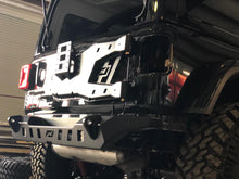 Cargar imagen en el visor de la galería, Jeep JL Tire Carrier 18 + Wrangler JL Up To 40 Inch Tire Motobilt
