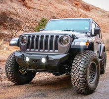 Cargar imagen en el visor de la galería, Jeep JL/Gladiator Front Bumper With Skid Plate 18+ Wrangler JL/Gladiator W/Fog Light Holes The Hammer Series Motobilt